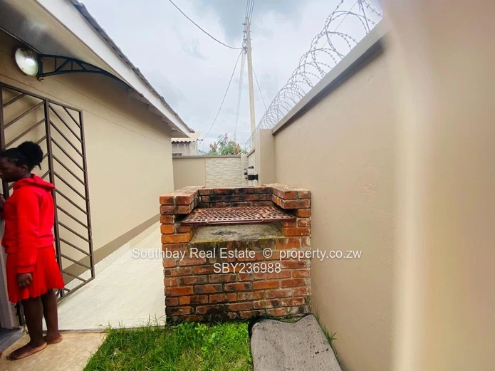 Budiriro Cabs house to let