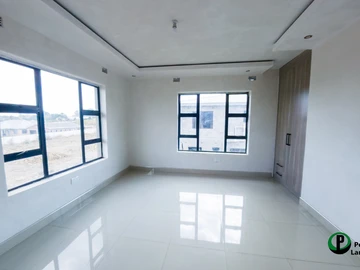 11 Unit Townhouse Complex
