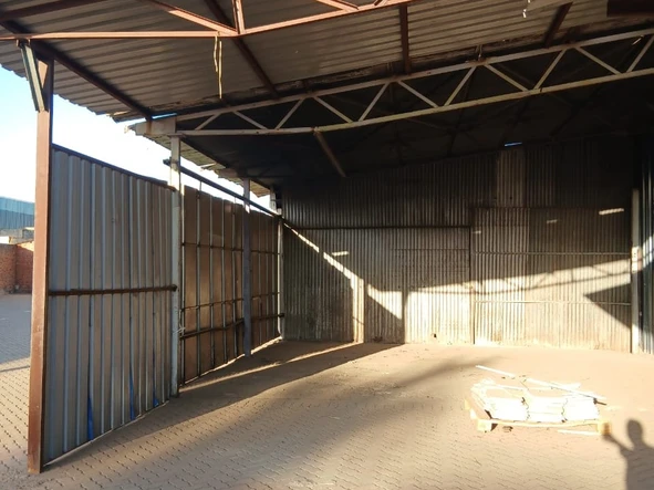 Warehouse & Factory