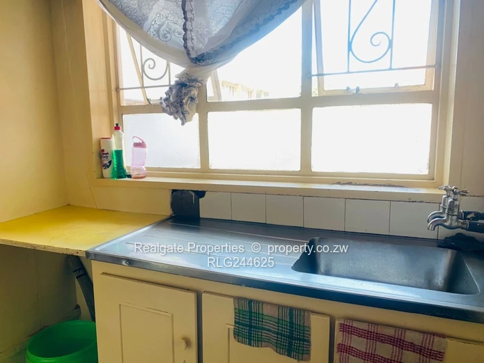 One Bedroomed Flat In Bulawayo Town