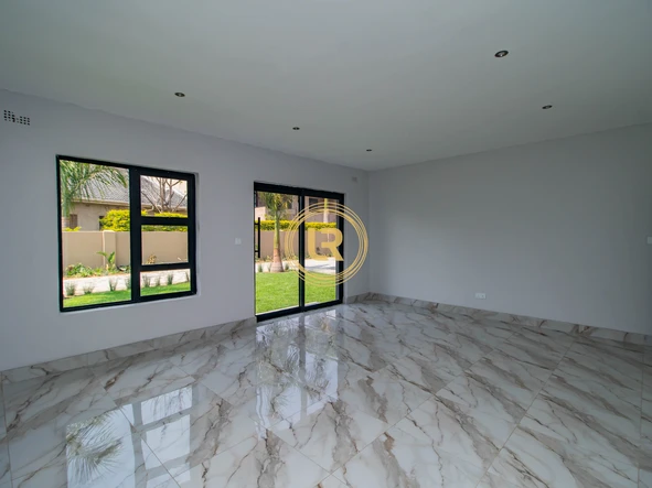 6 Bedroom House