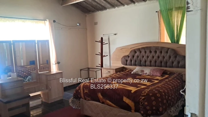 4bedroom house for rent