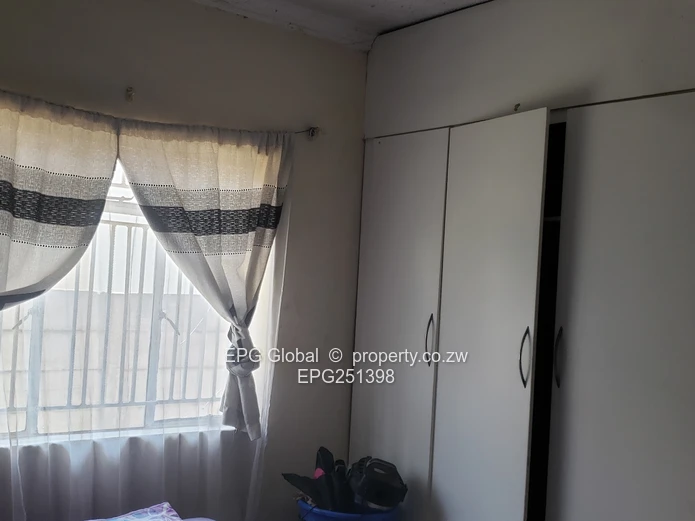 Solid Family house for sale 