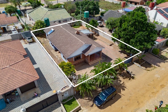 Move in Ready 3 Bedroom Gem!