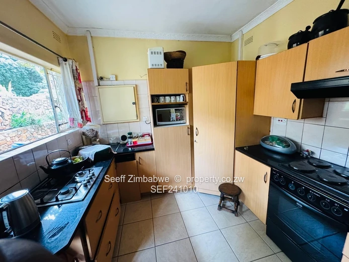 Borrowdale, Philadelphia Family Home For Sale (Sole Mandate)