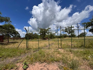 Commercial & Industrial Land