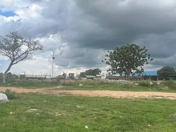 Commercial & Industrial Land