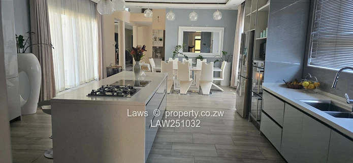 Upscale Family Living in Mount Pleasant Heights