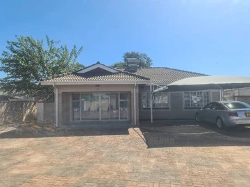 Charming 3-Bedroom Home for Sale in Waterfalls, Harare South!