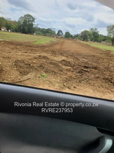 Marlborough Stands 800 to 1000sqm 