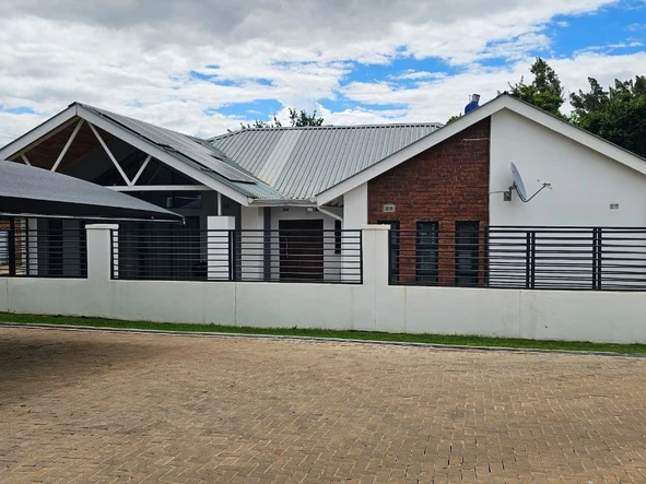 3 Bedroom Garden Flat