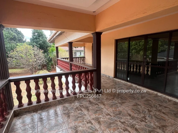 Glen Lorne 5-Bed Home with Borehole & Jacuzzi
