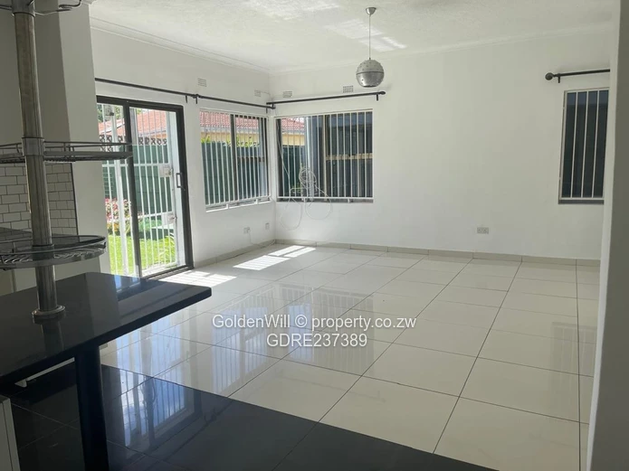 Newlands Townhouse To Let