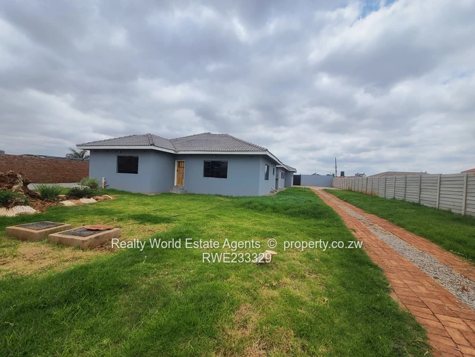 Exceptional 7-Bedroom Home with Agribusiness Potential – Ziko, Chitungwiza (Sole Mandate)