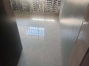 6 Bedroom House