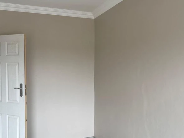 3 Bedroom Flat & Apartment