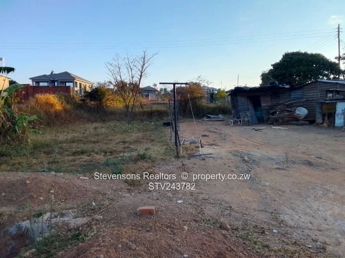 Crowhill 1600 Sq/M Land With Improvements. 