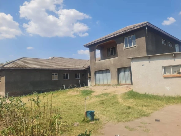 5 Bedroom House