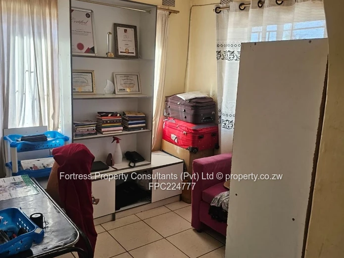 Newly Renovated 4-Bedroom House 