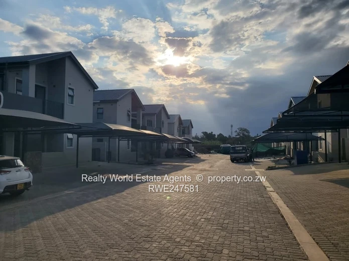 Townhouses for Sale in Greendale