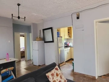 3 Bedroom Flat & Apartment