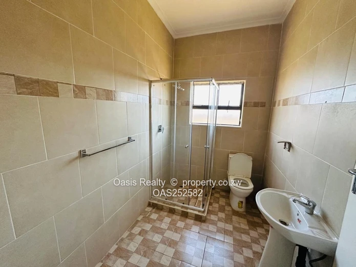 To Let – Modern 3-Bedroom Cottage in Mt Pleasant Heights