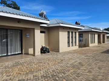 3 Bedroom Garden Flat