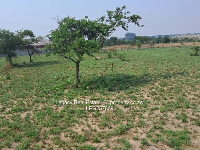 2000m² Marondera Stand — Tarred Road & Water and ZESA on site