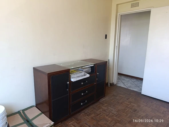 3 Bedroom Flat & Apartment