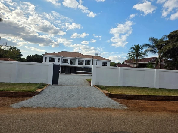 7 Bedroom House