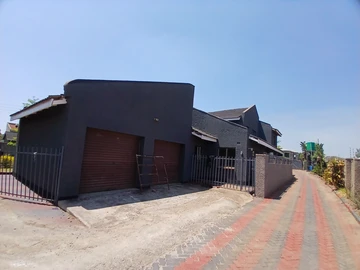 5 Bedroom House