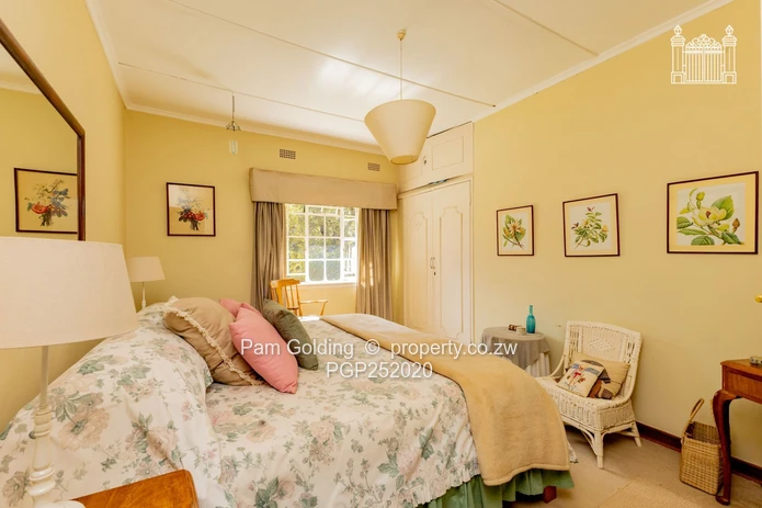 Grand double story in a prestigious and convenient location (Sole Mandate)