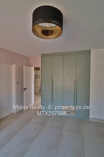 4 Bedroom Townhouses for Sale in Mt Pleasant
