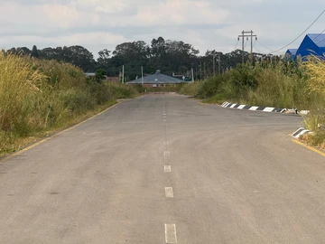 Commercial & Industrial Land