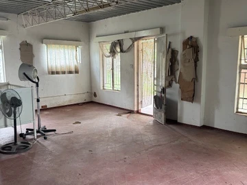 Farm & Agricultural Land