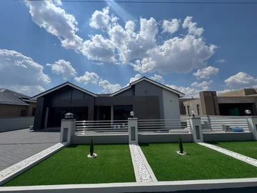 4 Bedroom House