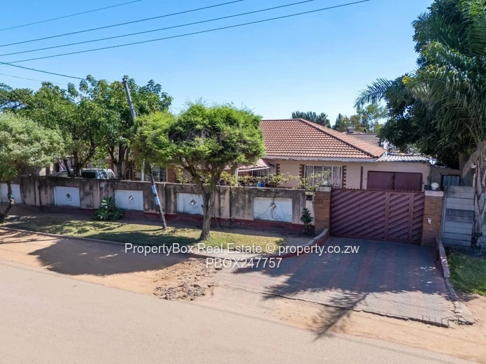 Mainway Meadows 4 bed House for Sale!