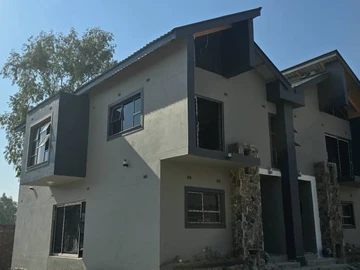 3 Bedroom Flat & Apartment