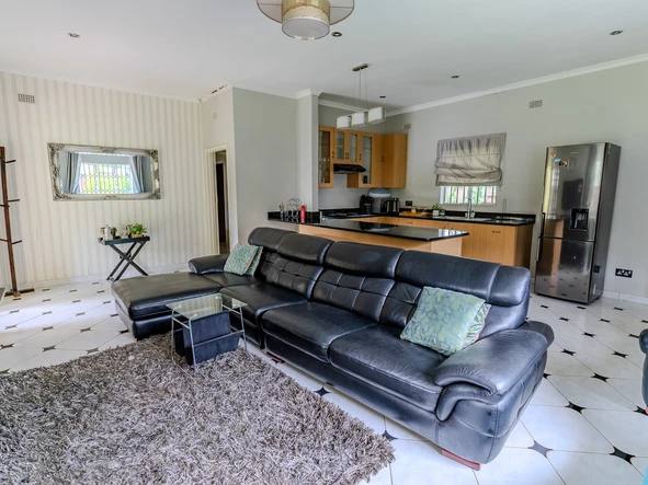 5 Bedroom House