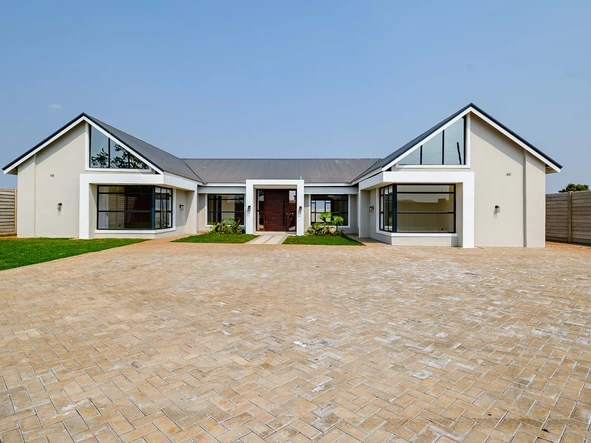 5 Bedroom House