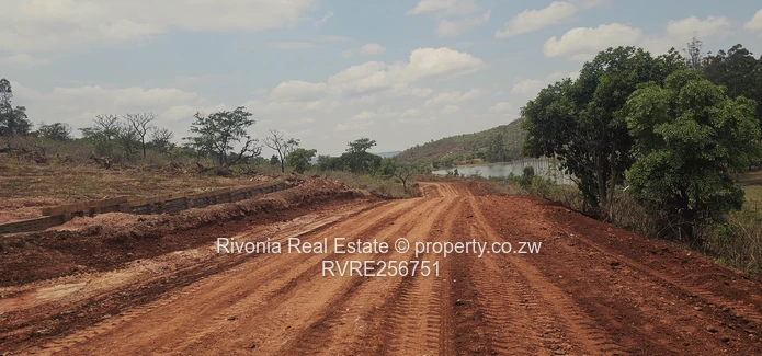 3000m² Shawasha Hills Stand , Harare North —Payment terms accepted 