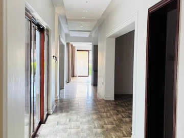 8 Bedroom House