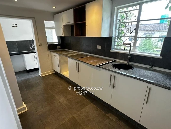 Eastlea 3 bedroomed house for sale 