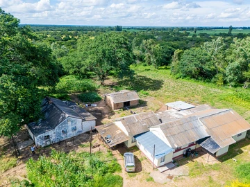 Farm & Agricultural Land