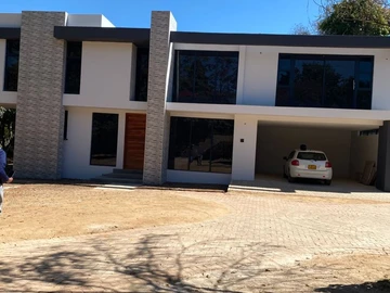 4 Bedroom Townhouse Complex