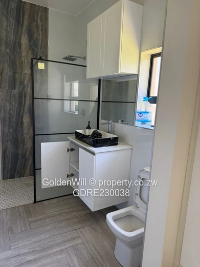 4bed (all en-suite) house in Mount pleasant 