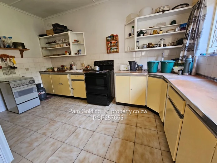 Comfortable 3-Bed Burnside Home