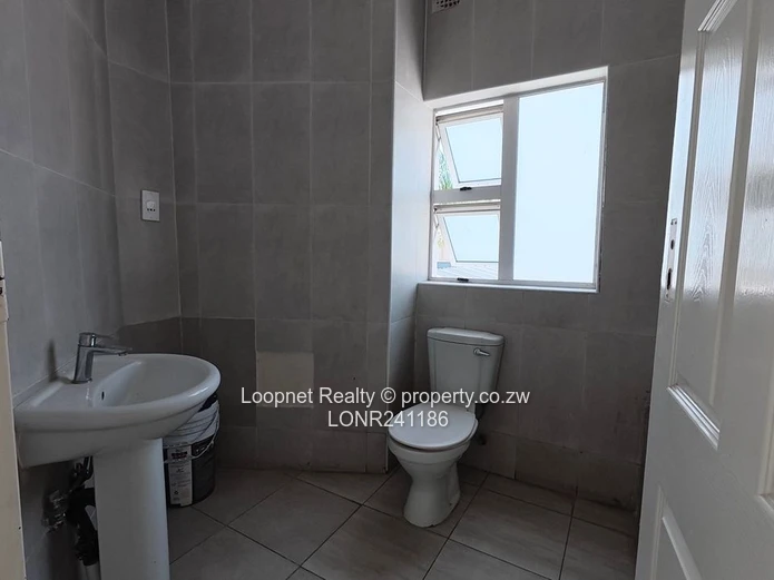 Modern & Secure 3 Bedroom Garden Flat To Let - Strathaven (Harare West) (Sole Mandate)