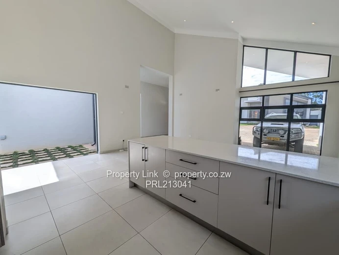 Upmarket 3 Bed Townhouse For Sale In Greendale