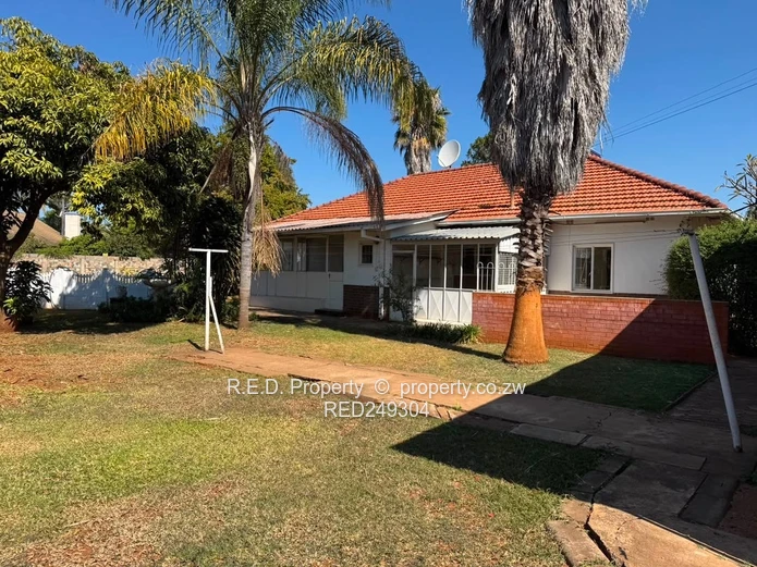 Prime Commercial Property In Bradfield!